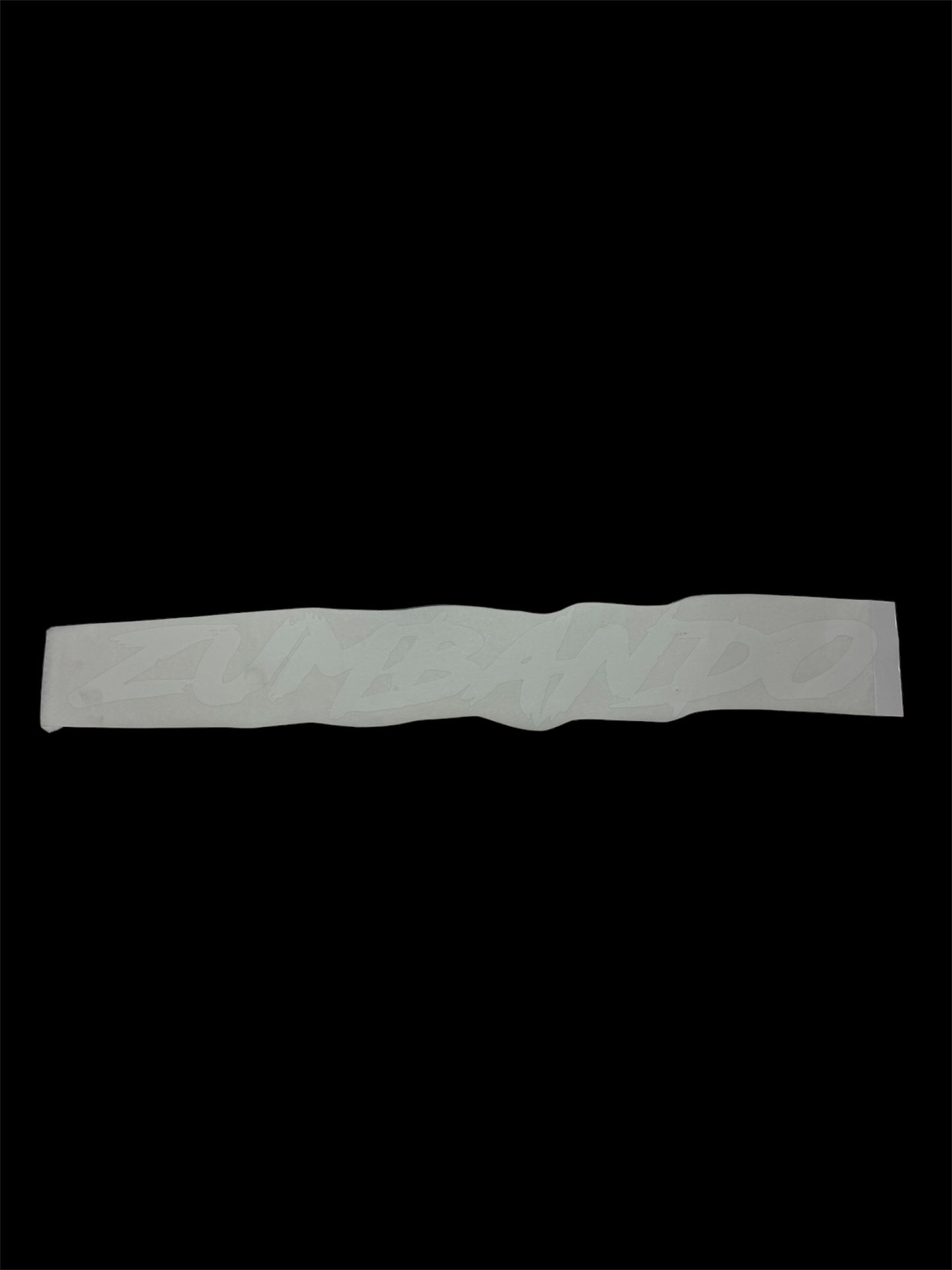 White “ZUMBANDO” front windshield banner